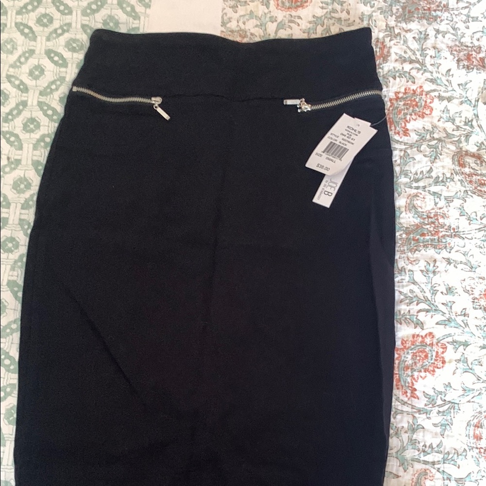 Black Zippered Women's Skirt